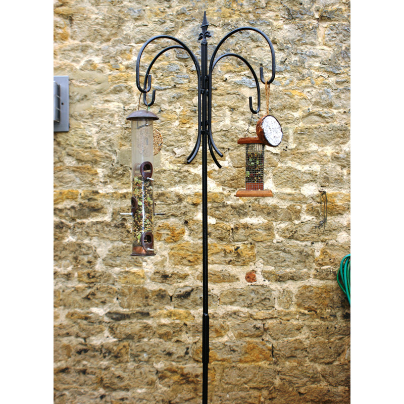 Goldenrod Metal Pole Feeding Station