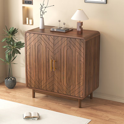 Armoire latérale sculptée avec tablettes réglables