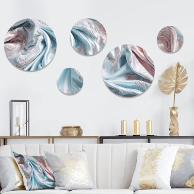 Abstract Wall Decor on Metal