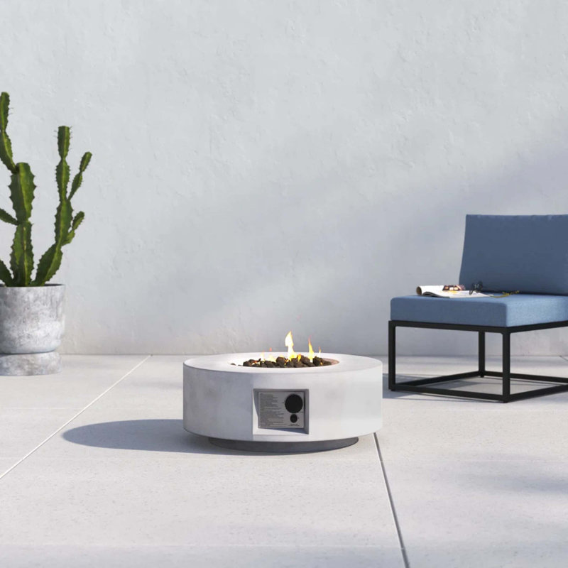 Foyer de table d'extérieur au propane / gaz naturel en béton renforcé de fibres H 11 po x l 30 po avec couvercle