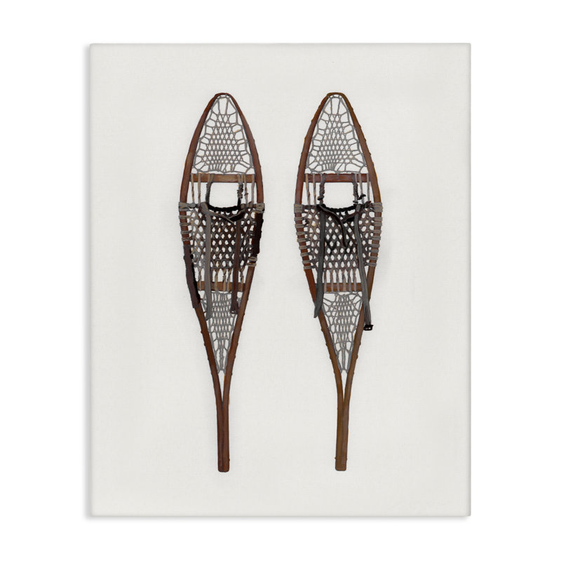 «Minimal Winter Snow Shoes», art mural sur toile par Charity Henderson, H 20 po x l 20 po