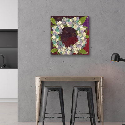 Art mural épique «Winter Wreath» par Jeri Hauth, 24 po x 24 po