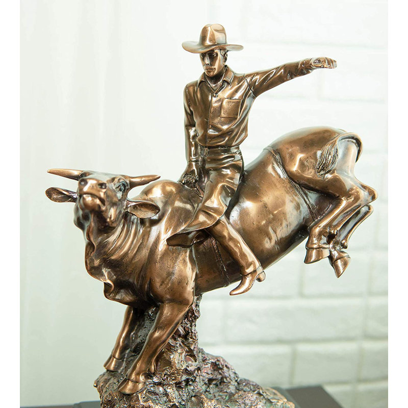 Blizzard People Figurines & Sculptures