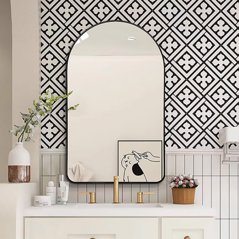 Miroir de salle de bain Bayze, 39,5 po x 19,5 po, Doré