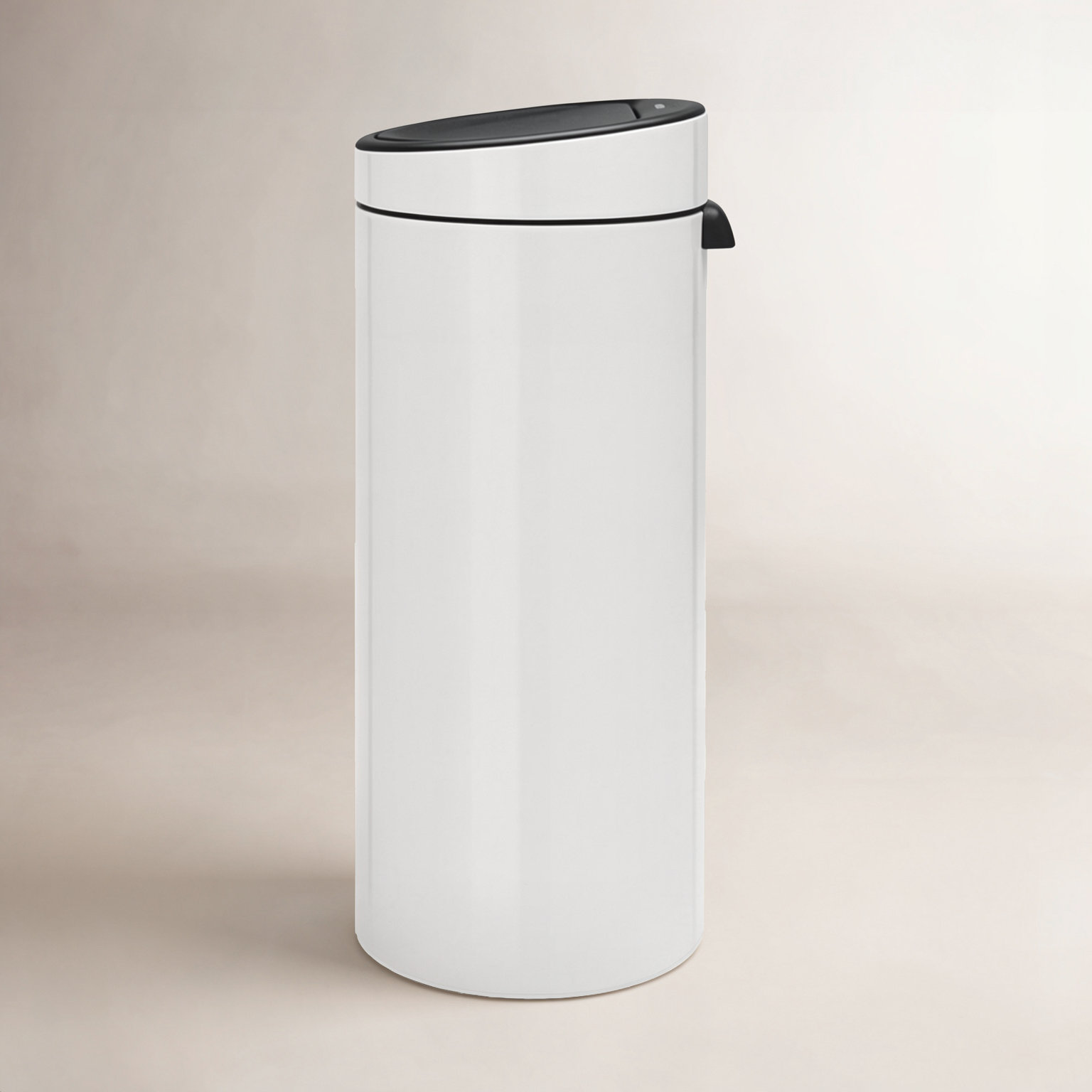 Brabantia 8gal Touch Top Trash Can, White
