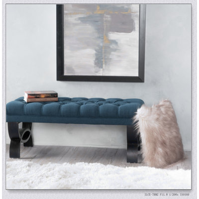 Repose-pieds classique avec rangement caché et design élégant, parfait pour les salons et les chambres