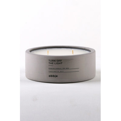 Élégante bougie en béton, essence cacao et crème, 4,5 po x 12 po | Mélange de cire 100% béton, paraffine et soja | Design gris élégant, parfait pour la décoration intérieure et la détente | Durable et écologique