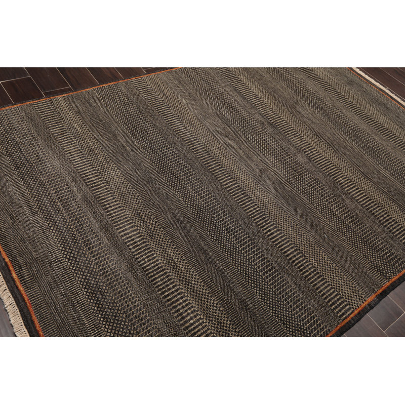 Tapis brun/noir