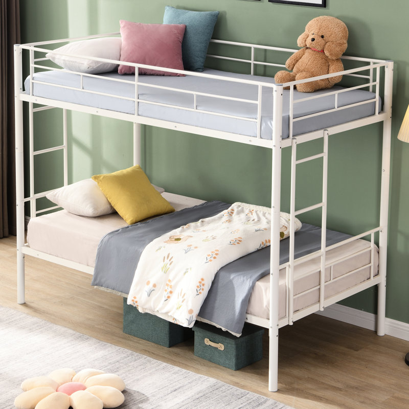 Lit superposé en métal blanc - option de chambre à coucher moderne, lit simple surdimensionné peu encombrant, fabrication en acier assurant durabilité et stabilité, zone silencieuse silencieuse, capacité de charge élevée, escalier sécuritaire