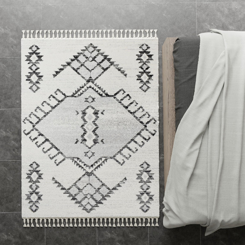 Keelani Area Rug, Rectangle 2'6" x 4'