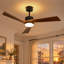 Ventilateur de plafond Karlena de 52 po moderne en bois massif à 3 pales avec double éclairage à intensité variable et télécommande