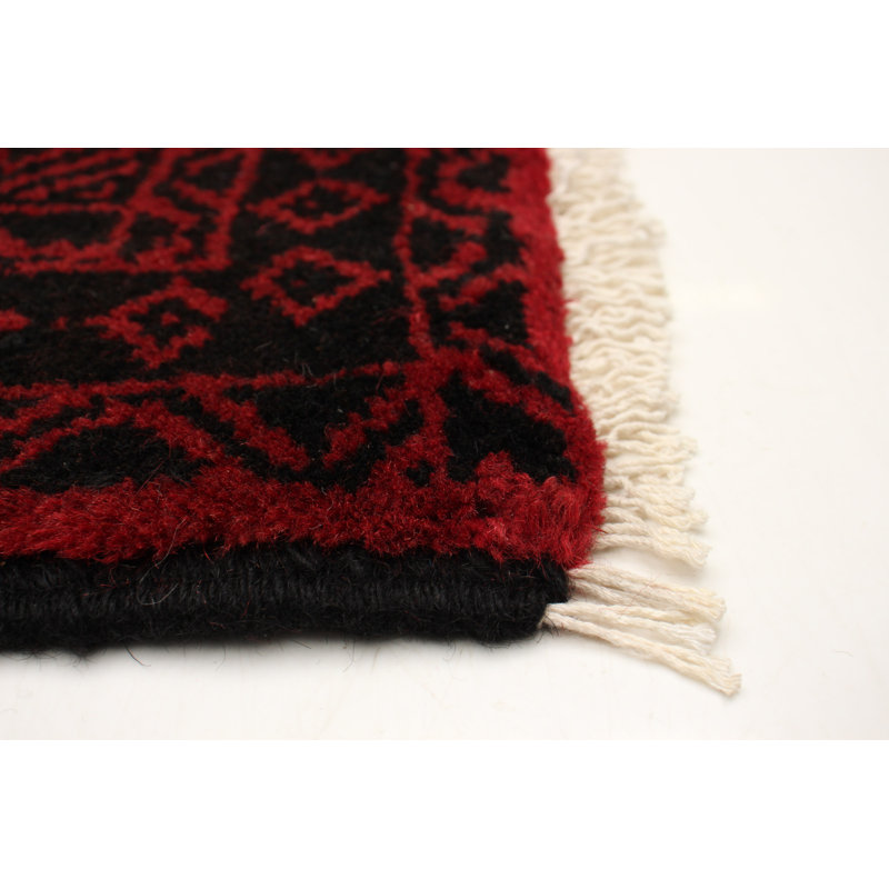 Tapis noir Royal Baluch 3 pi 5 po x 6 pi 0 po