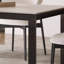 Table de salle à manger minimaliste et pratique-1178649207