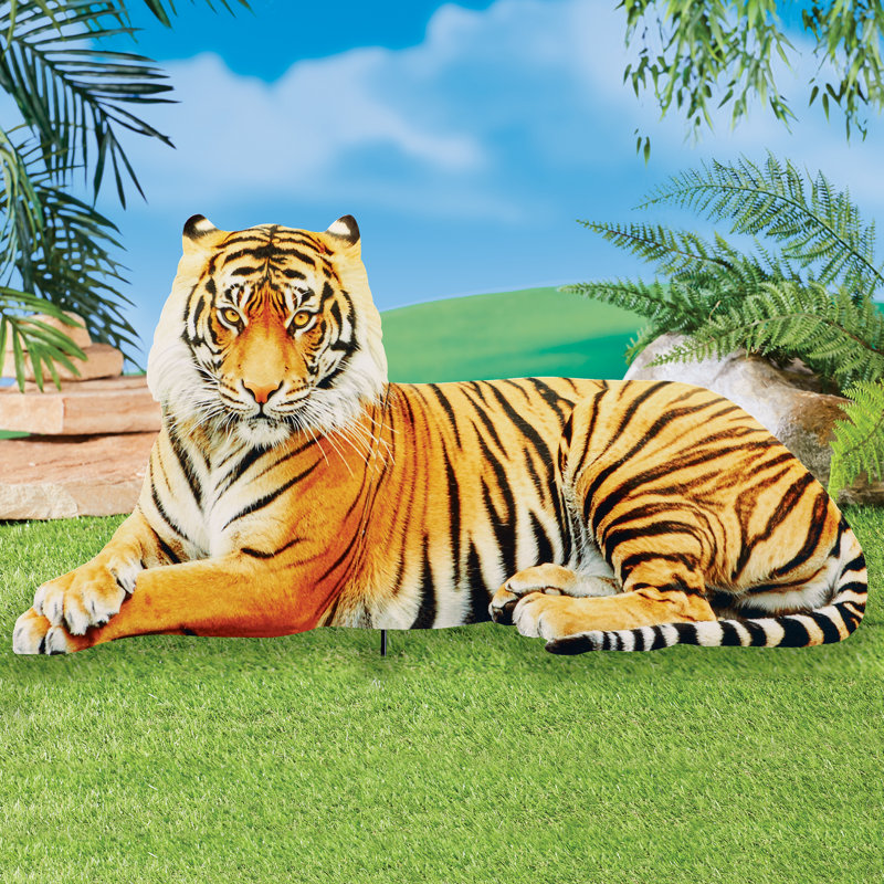 Realistic Metal Tiger Garden Stake for Outdoor Decor