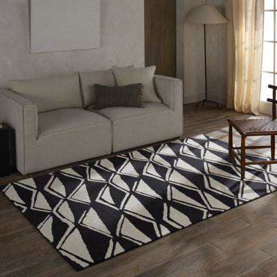 Tapis noir touffeté Vera par Nikki Chu Vera