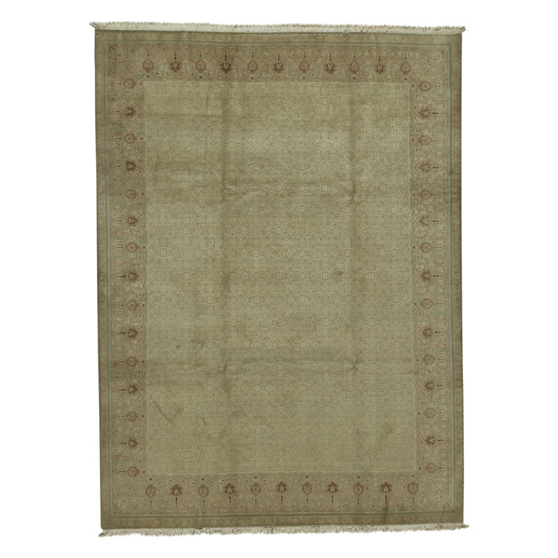 High-Quality Hand-Knotted Light Green Area Rug
