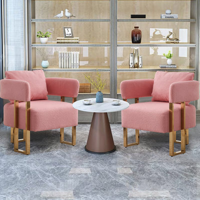 Chaise d'appoint moderne et confortable pour diverses pièces, rehaussant le style intérieur