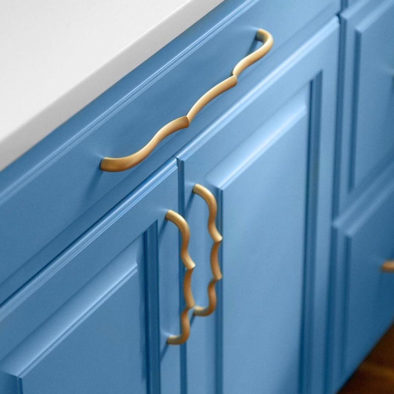 Trellis Bar Pull, 12", Brushed Golden Brass