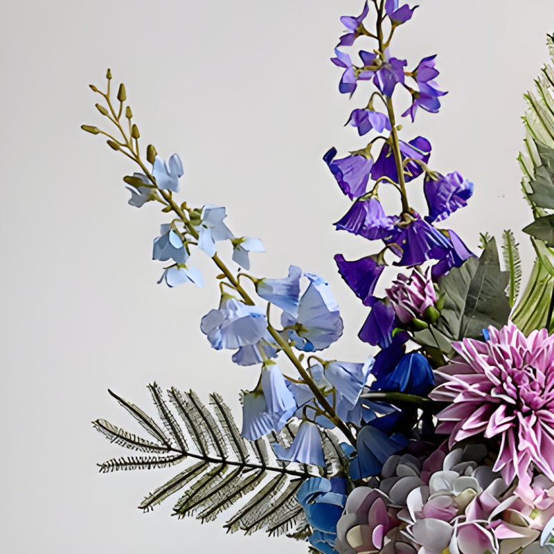 Ornements de fleurs simulées