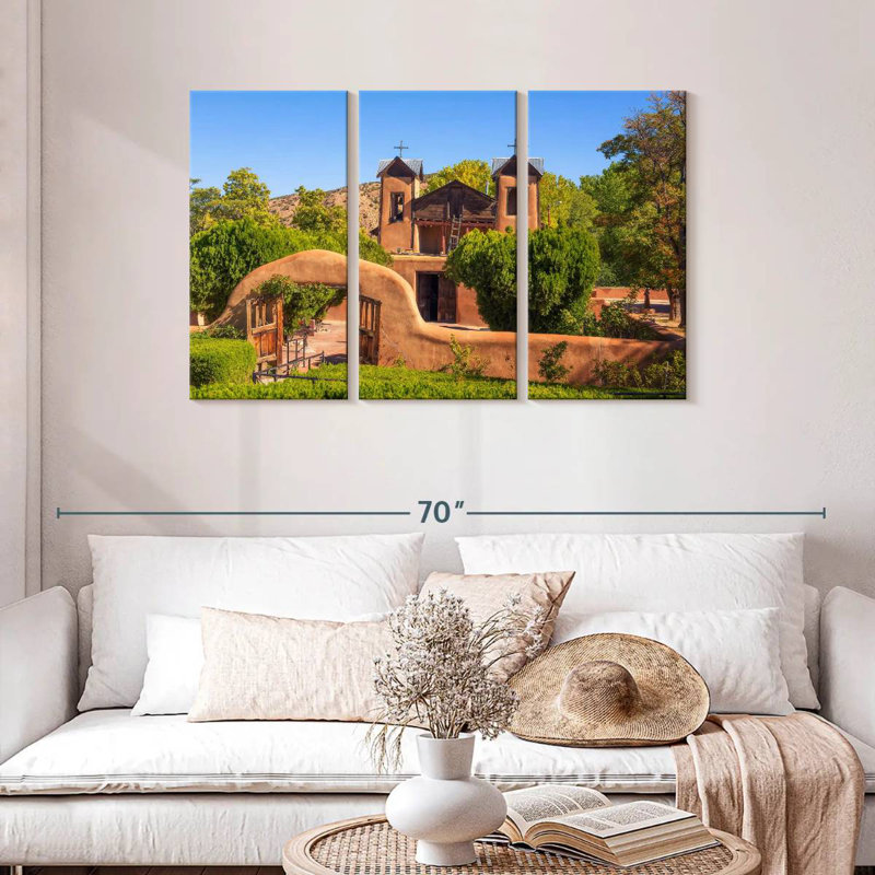 Santuario De Chimayo, H 28 po x l 45 po