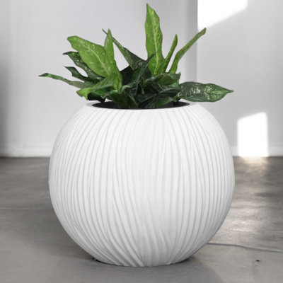 Black Round, Textured, Fiberstone Planter