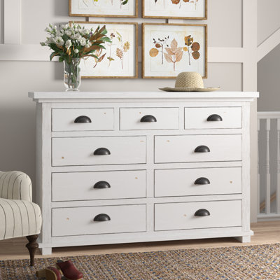 Commode 9 tiroirs l 64 po Wolferstorn