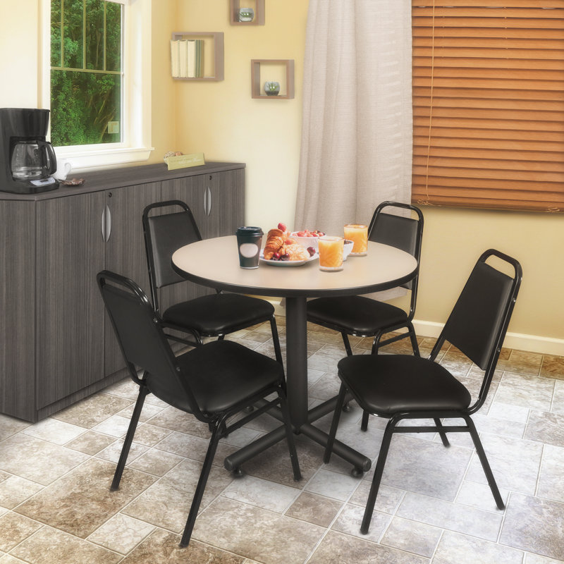 Table de salle à manger Nicklo, Stratifié en érable, 29" H x 36" L x 36" W
