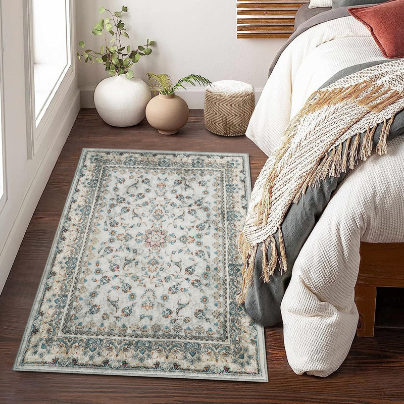 Romond Washable Floral Indoor Rug, Rectangle 2' x 3'