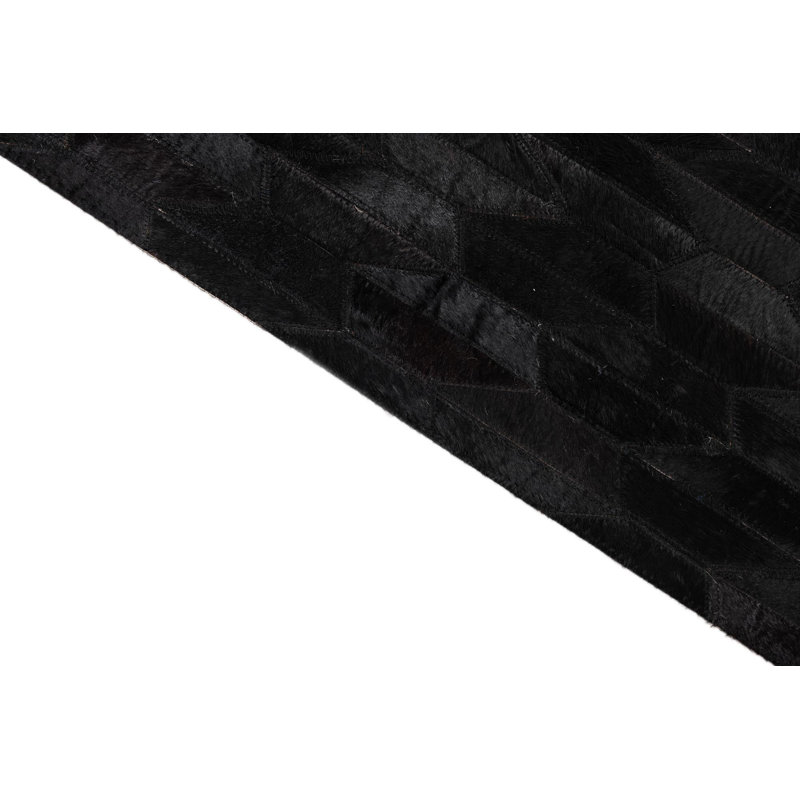 Tapis noir Juliana
