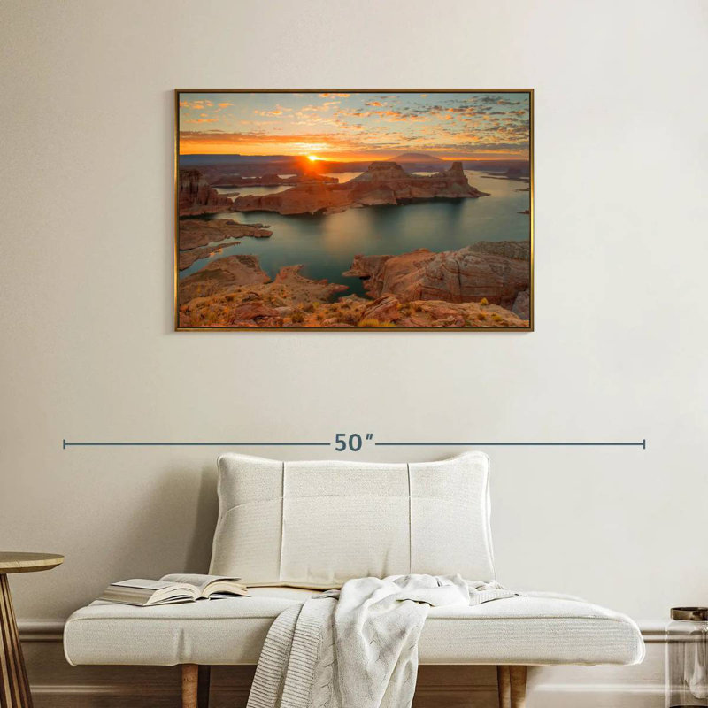 Gunsight Sunrise, Cadre flottant doré, 37 po x 25 po