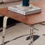 Table basse vintage en bois massif de haute qualité