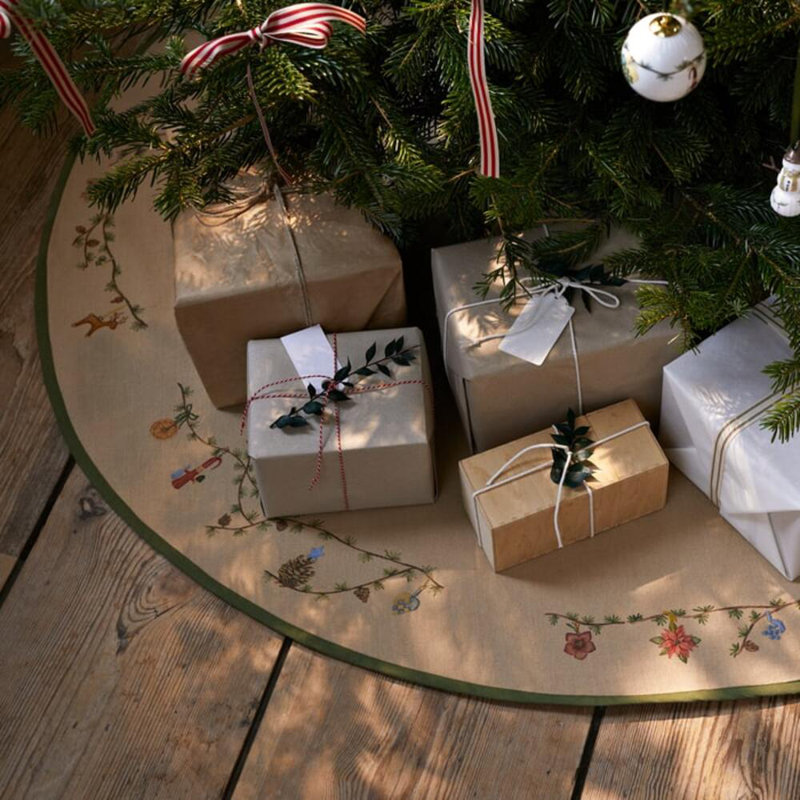 Hammershoi Christmas Cotton Area Rug in Sand