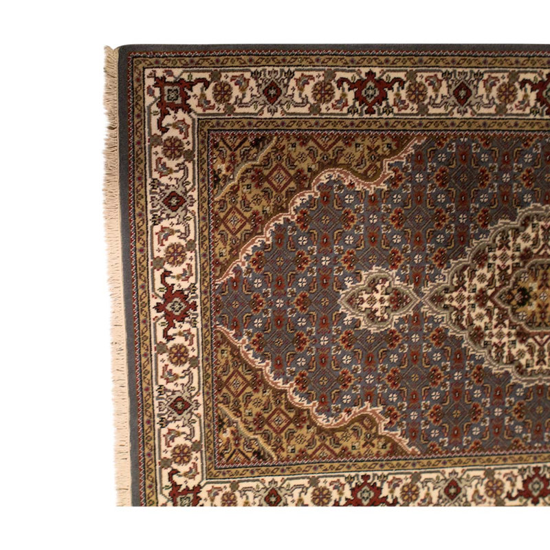 Hand Knotted Oriental Area Rug