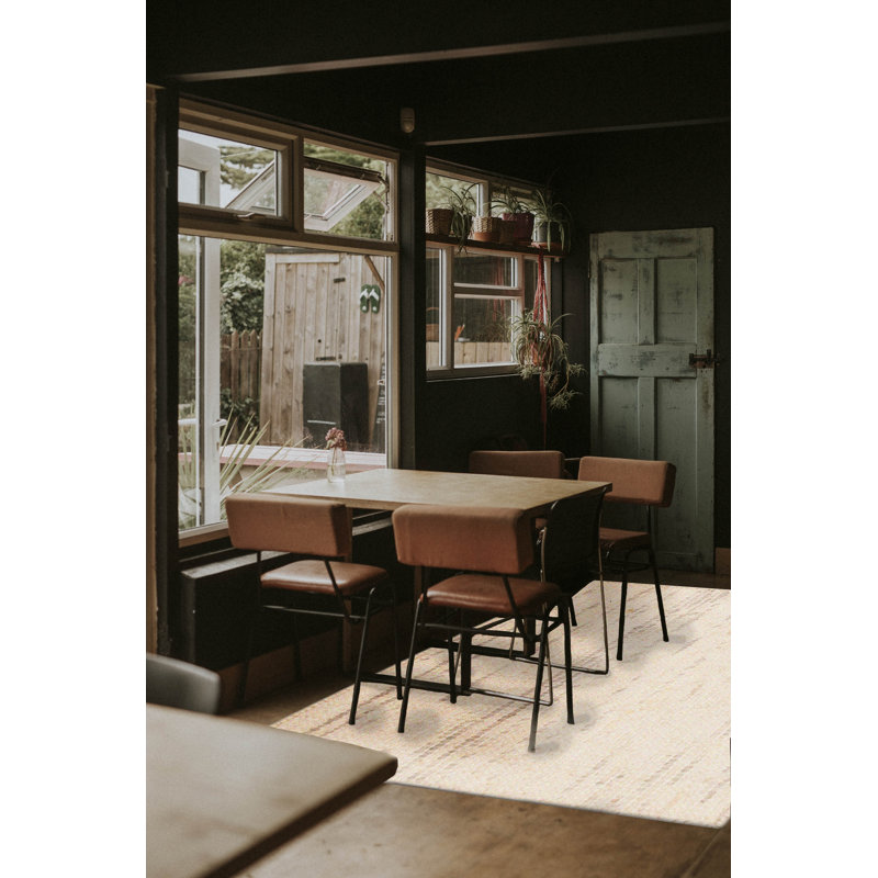 Tapis crème unique 2 pi 0 po x 1 pi 10 po Sienna