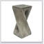 Table d'appoint d'extérieur Twist Shape avec texture semblable au bois, béton léger pour la terrasse, le balcon et la piscine