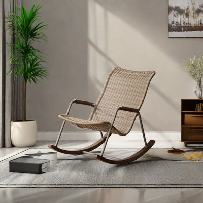 Chaise berçante en bois massif