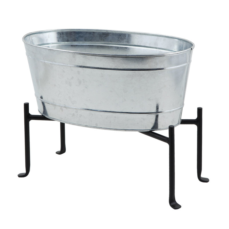 Nierra Metal Pot Planter