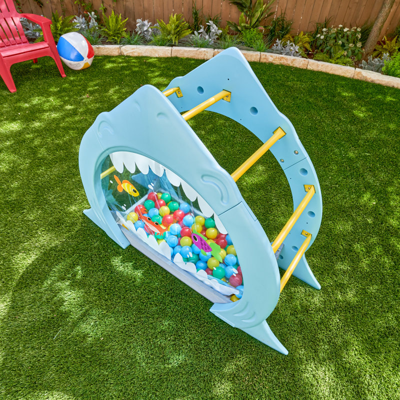 Shark Escape Climber