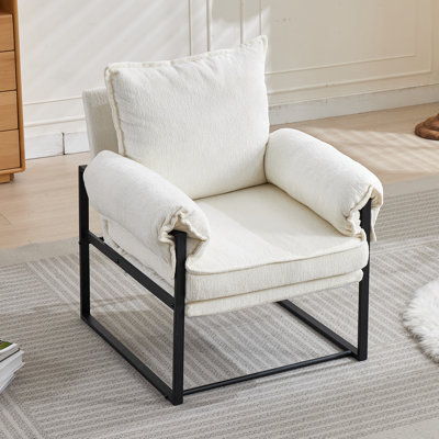 Conception méticuleuse et design intemporel: alignement précis de la couture, lignes épurées et silhouette minimaliste combinant des styles classiques et modernes, complétant les intérieurs contemporains.