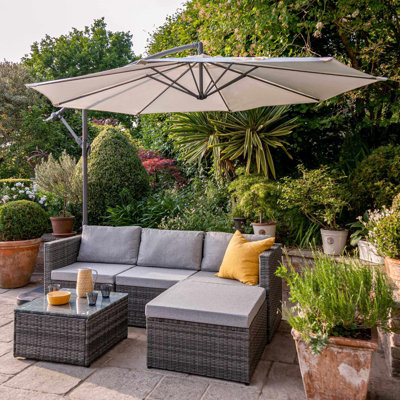 Luzi 4 Person Seating Group with Cushions