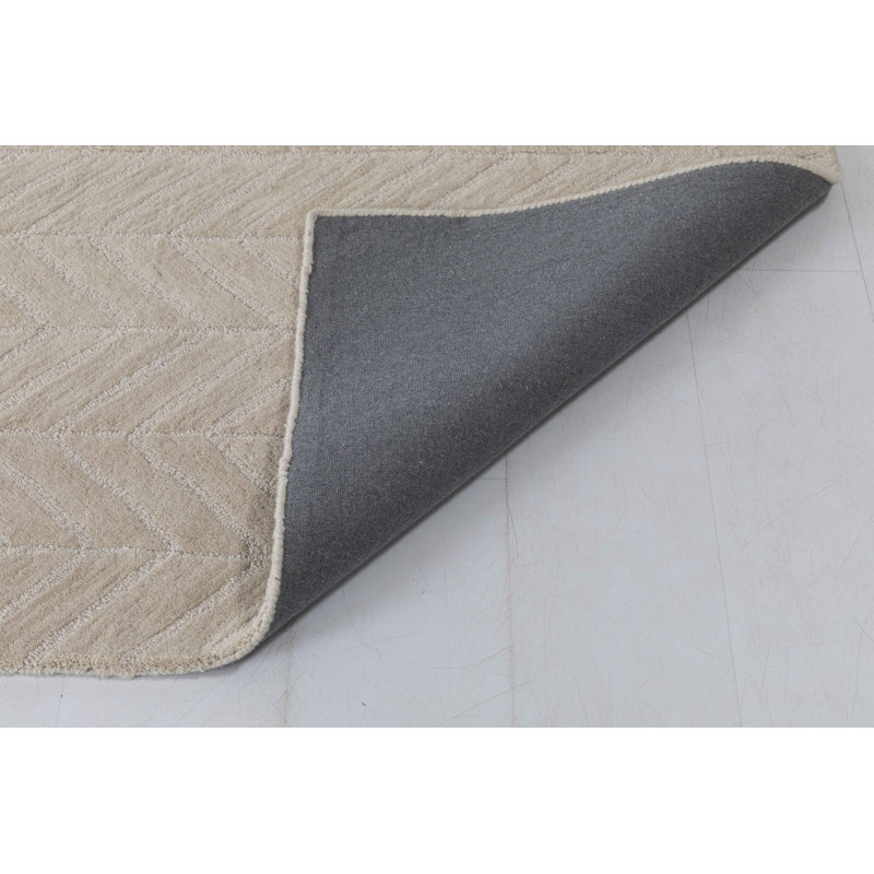 Wylde Chevron Area Rug in Ivory, Rectangle 5' x 8'