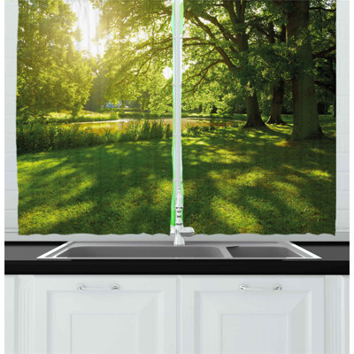 Pointed Kitchen Curtain