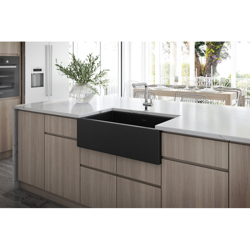 30" L x 18" W Farmhouse Kitchen Sink, Matte Black