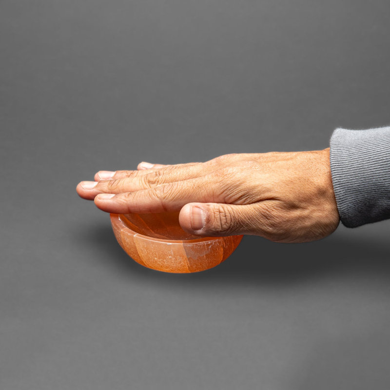 Véritable petit plat en sélénite orange poli véritable du Maroc