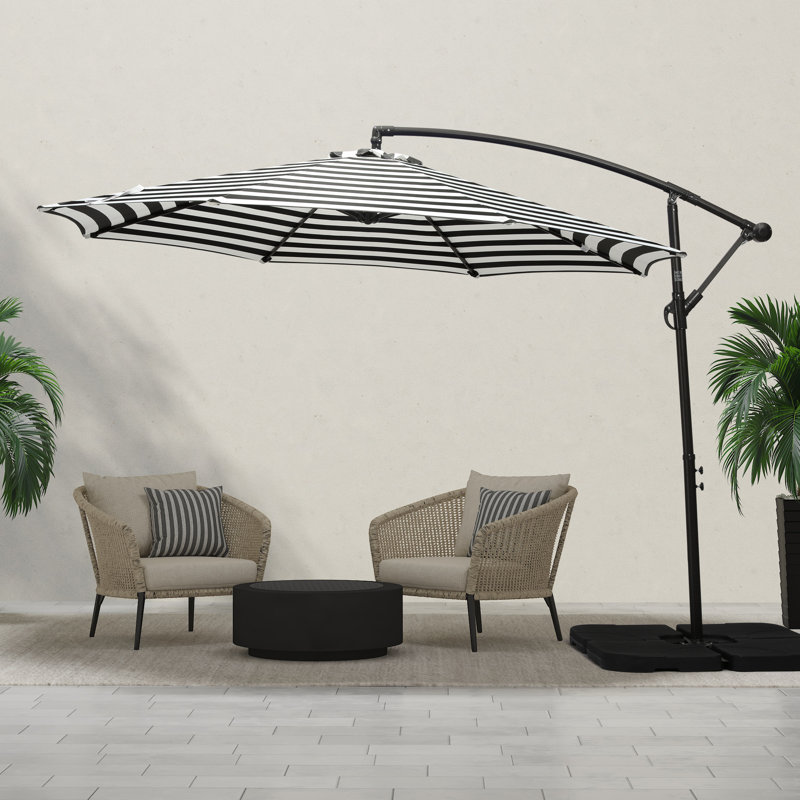 Parasol en porte-à-faux rayé de 120 po Hartt, Noir / blanc