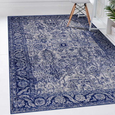 Henneman Oriental Indoor Rug