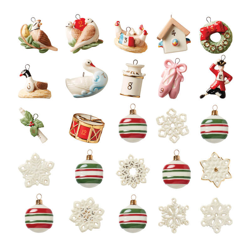 Classic Christmas Tree with Colorful Ornaments Set