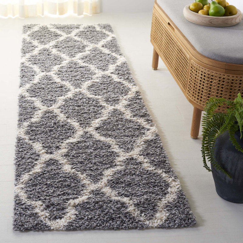 Tapis à poil long en tissu performance à motif géométrique Alonnah, Tapis de couloir 2 pi 3 po x 6 pi