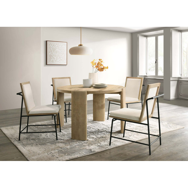 Ensemble de table de salle à manger 47 "avec chaises rembourrées Bruno
