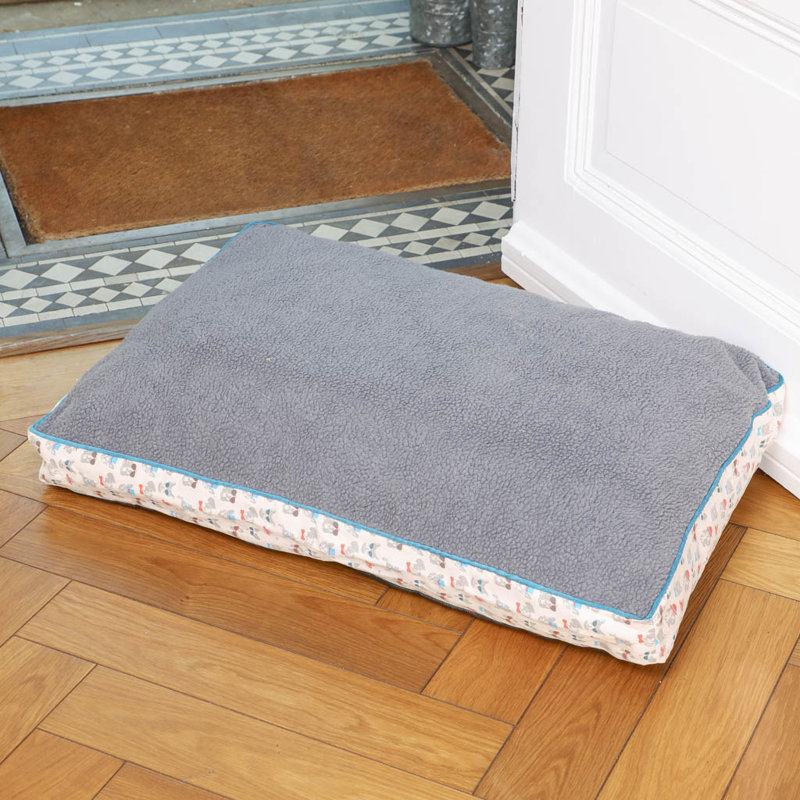 Helton Animal Print Polyester Pet Bed